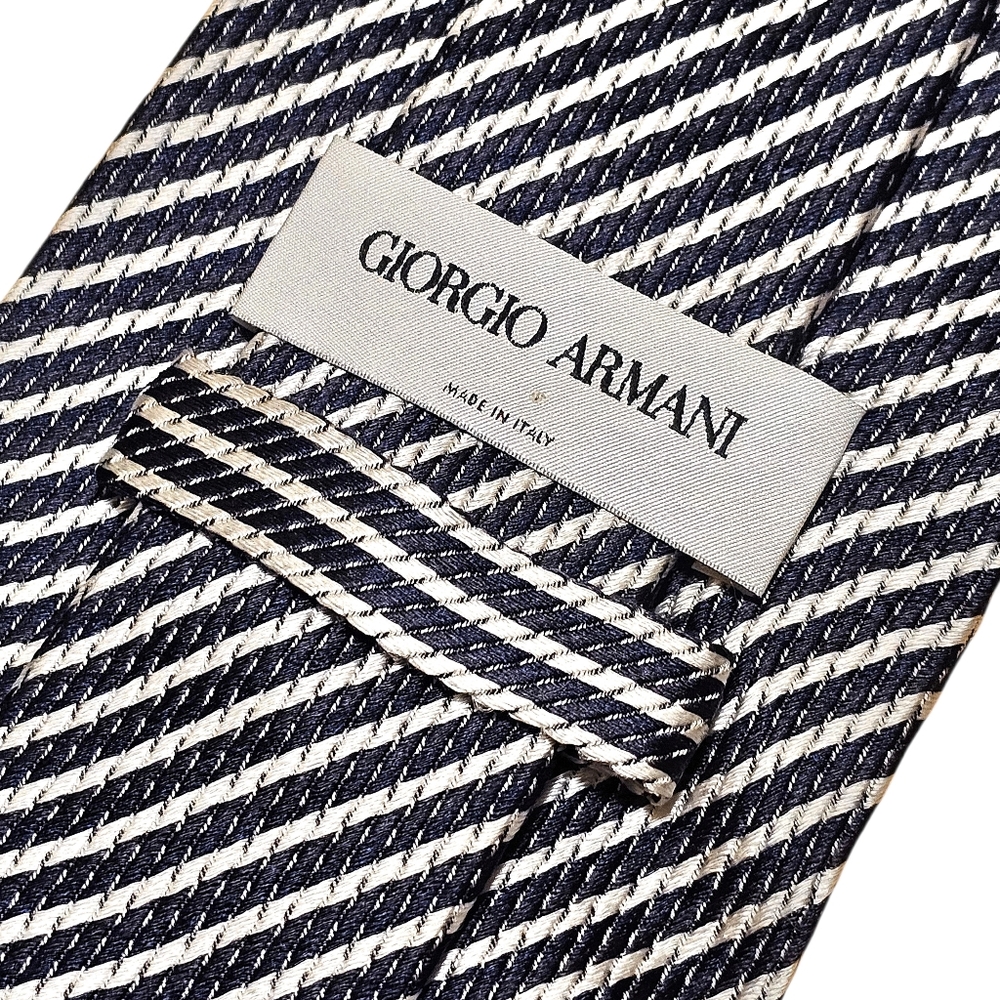 GIORGIO ARMANI TIE - Picture 8 of 12